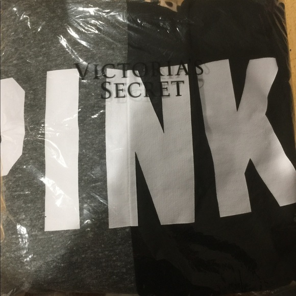 Pink Victoria secret Leopard Pullover - Picture 2 of 3